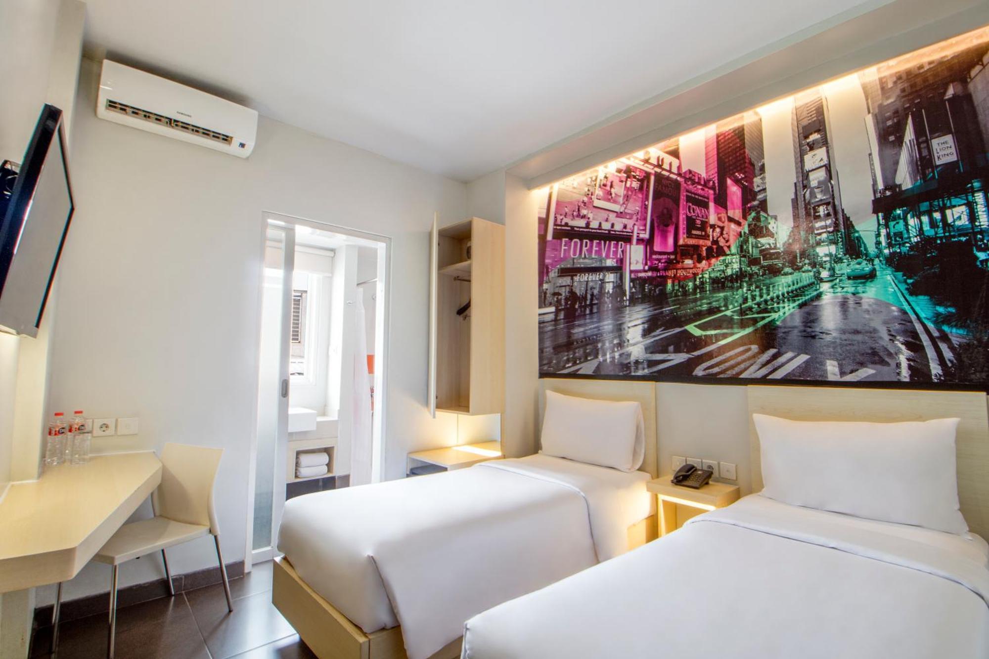 Cleo Jemursari Hotel 2*