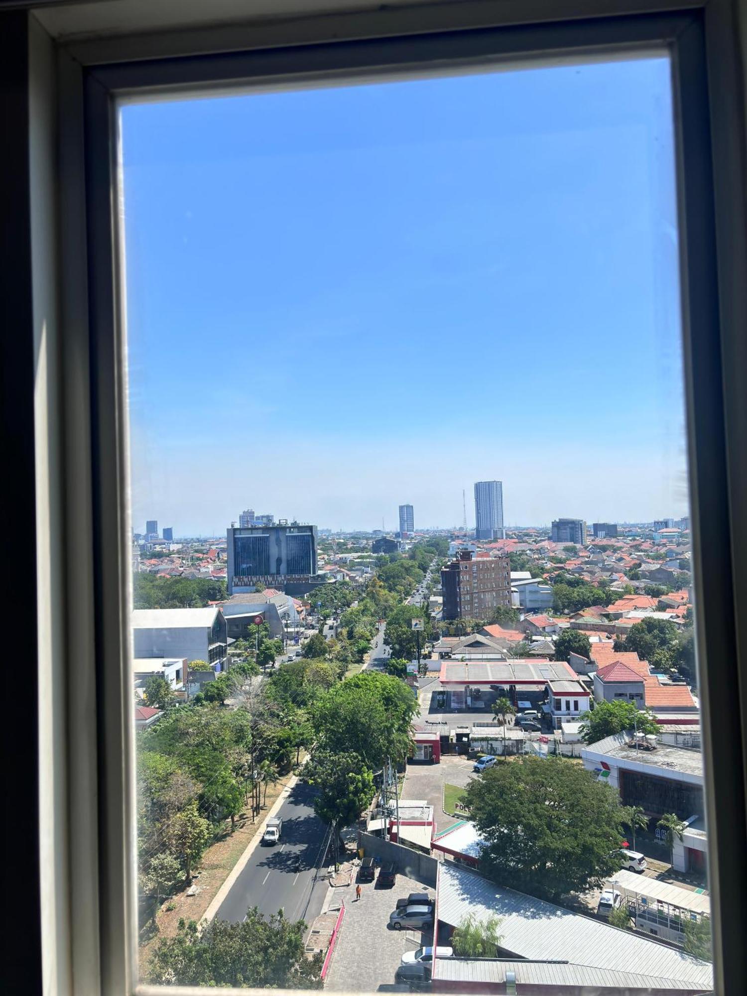 Cleo Jemursari Hotel 2*